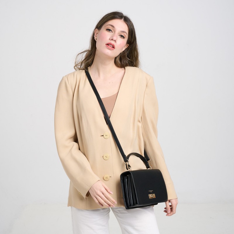 Geanta Neagra Crossbody Cu Clapa