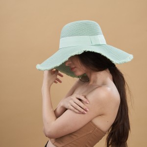 Palarie Playa Verde Menta Cu Boruri Late Franjurate