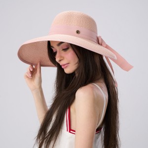 Palarie Floppy Roz Cu Decupaj Palarie Floppy Roz Cu Decupaj