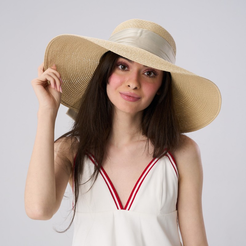 Palarie Bej Din Paie Cu Boruri Late