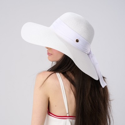 Palarie Alba Din Paie Cu Boruri Late