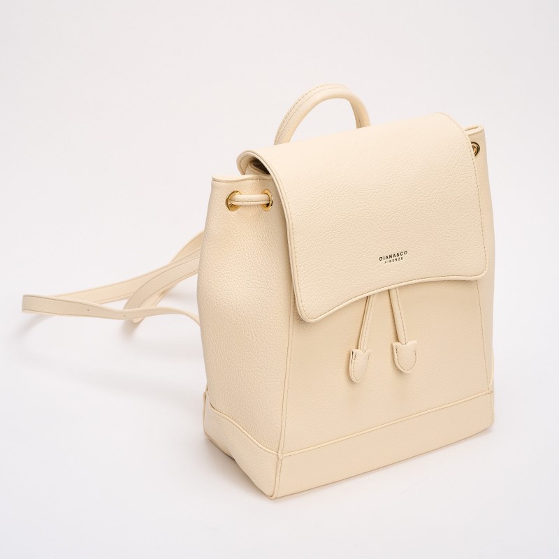 Rucsac Crem Cu Snur Si Cusaturi Rucsac Crem Cu Snur Si Cusaturi