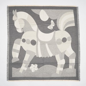 Esarfa Galop Patrata Din Satin Si Vascoza Gri