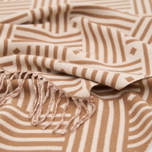 Esarfa Dubla Camel Cu Imprimeu Geometric Esarfa Dubla Camel Cu Imprimeu Geometric