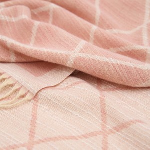 Fular Roz Imprimeu Etno Fular Roz Imprimeu Etno