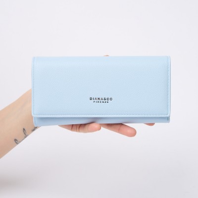 Portofel Albastru Cu Aspect De Piele